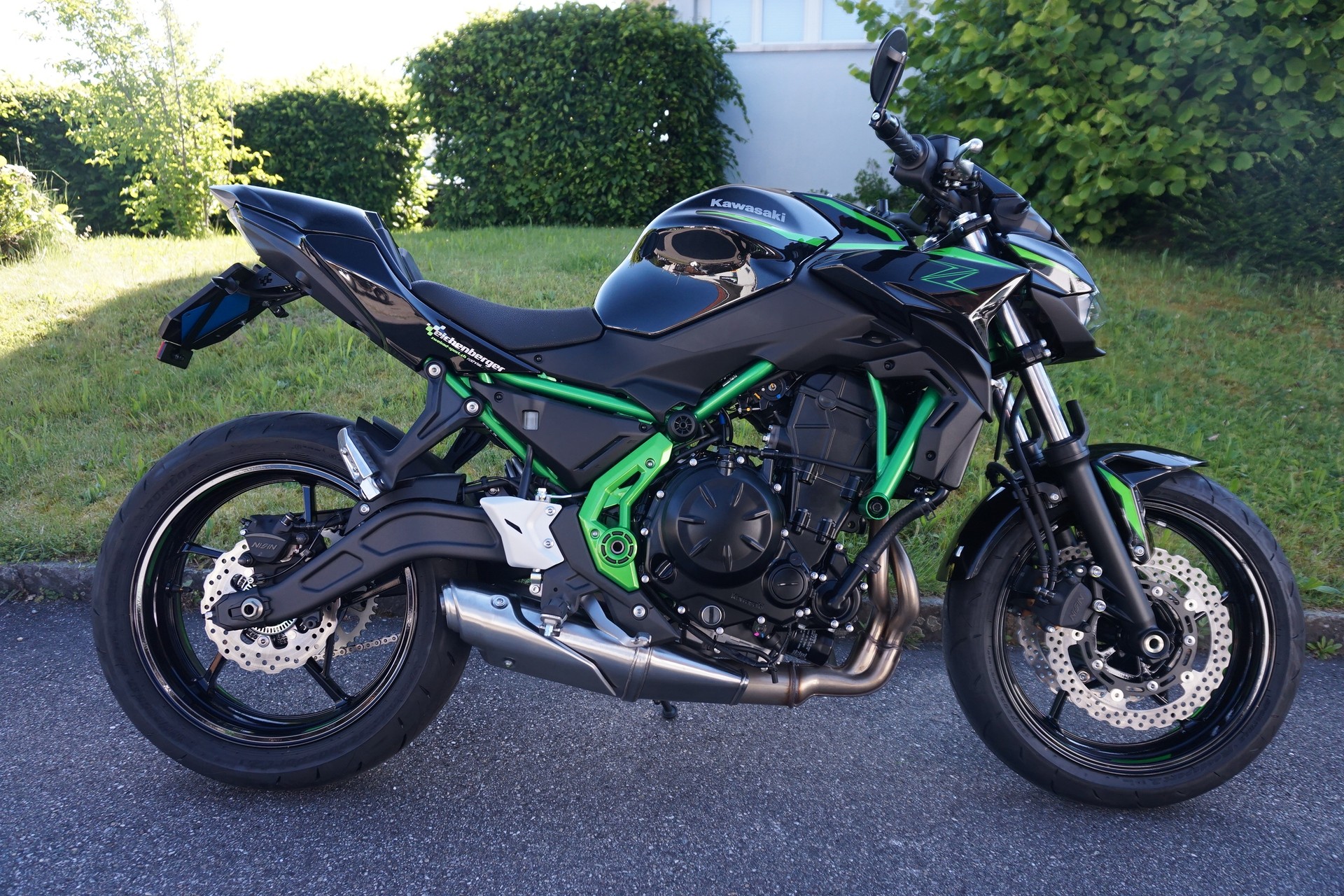 KAWASAKI Z 650 ABS (35kW/50kW) mit Heckumbau Kaufen
