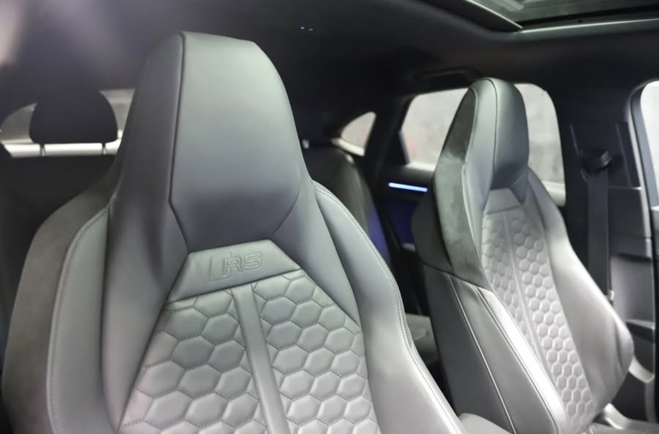 AUDI RS Q3 Sportback quattro S tronic-image-3