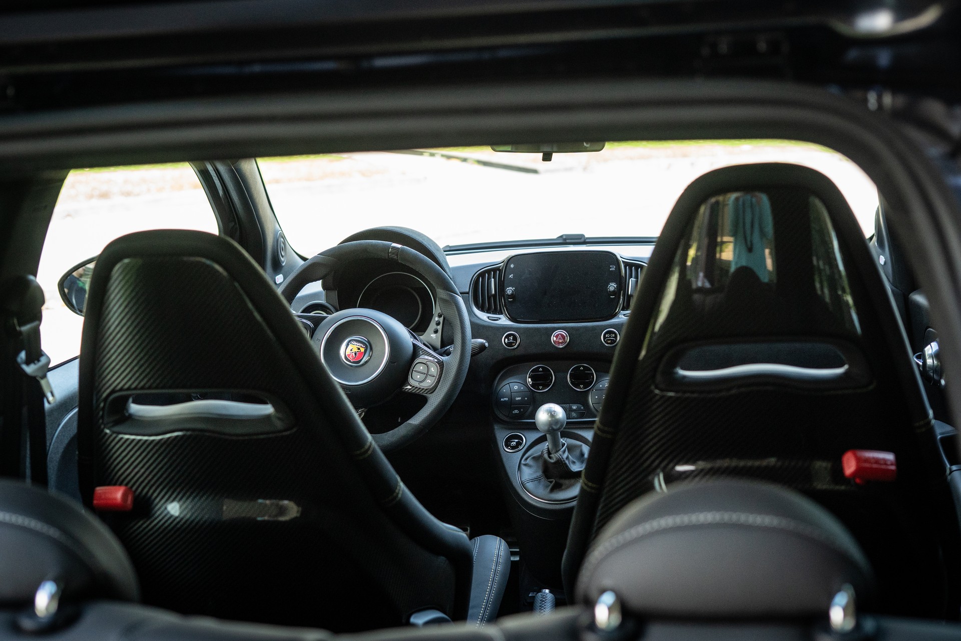 FIAT 695 1.4 16V Turbo Abarth Competizione-image-4