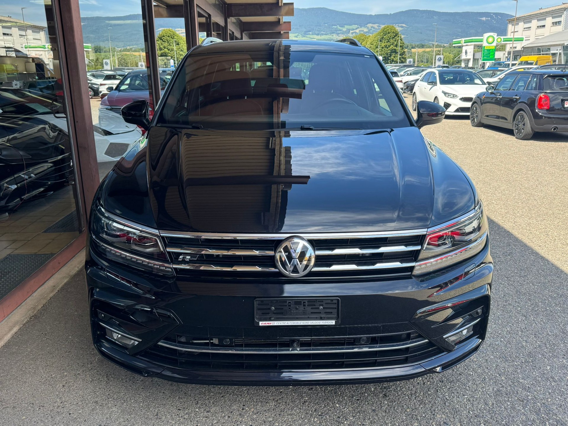 VW Tiguan 2.0TSI Highline 4Motion DSG-image-2