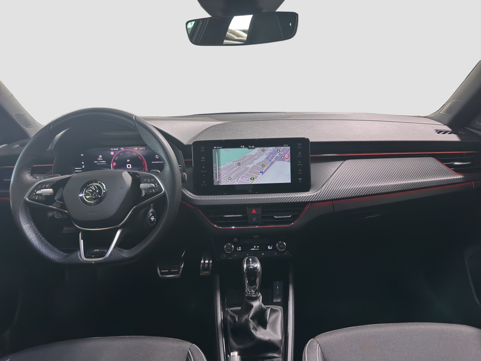 SKODA Kamiq 1.0 TSI Monte Carlo DSG-image-8