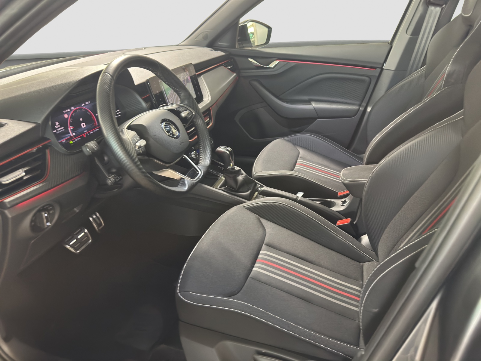 SKODA Kamiq 1.0 TSI Monte Carlo DSG-image-7
