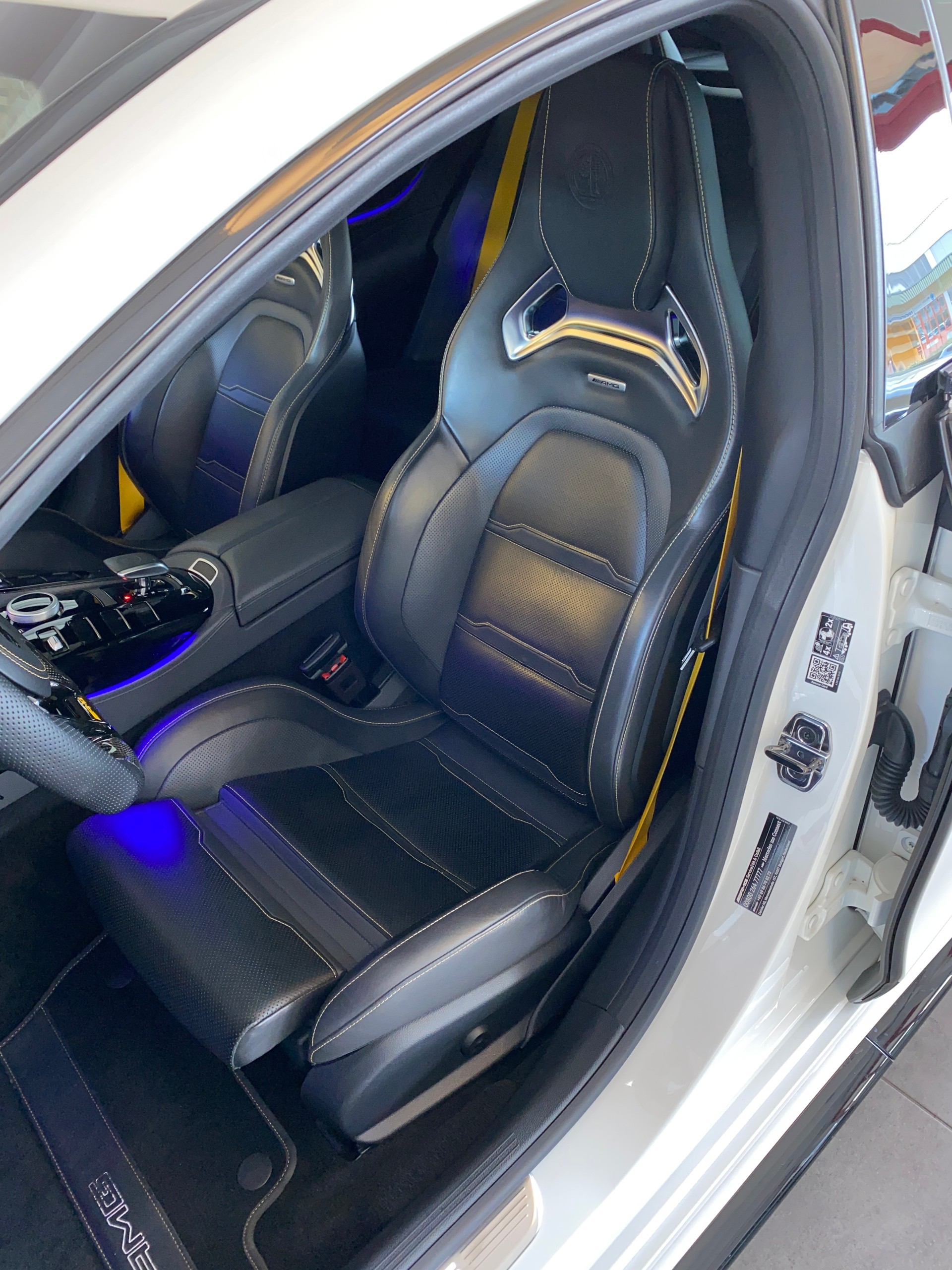 MERCEDES-BENZ AMG GT 4 63 S Edition 1 4Matic+ Speedshift MCT-image-10