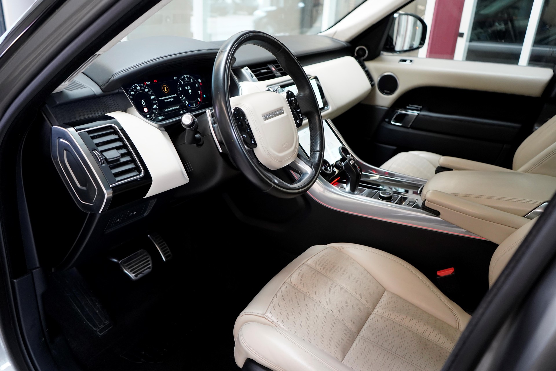 LAND ROVER Range Rover Sport 5.0 V8 S/C HSE Dynamic Automatic-image-10