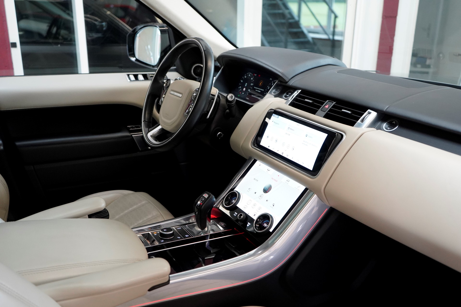 LAND ROVER Range Rover Sport 5.0 V8 S/C HSE Dynamic Automatic-image-12