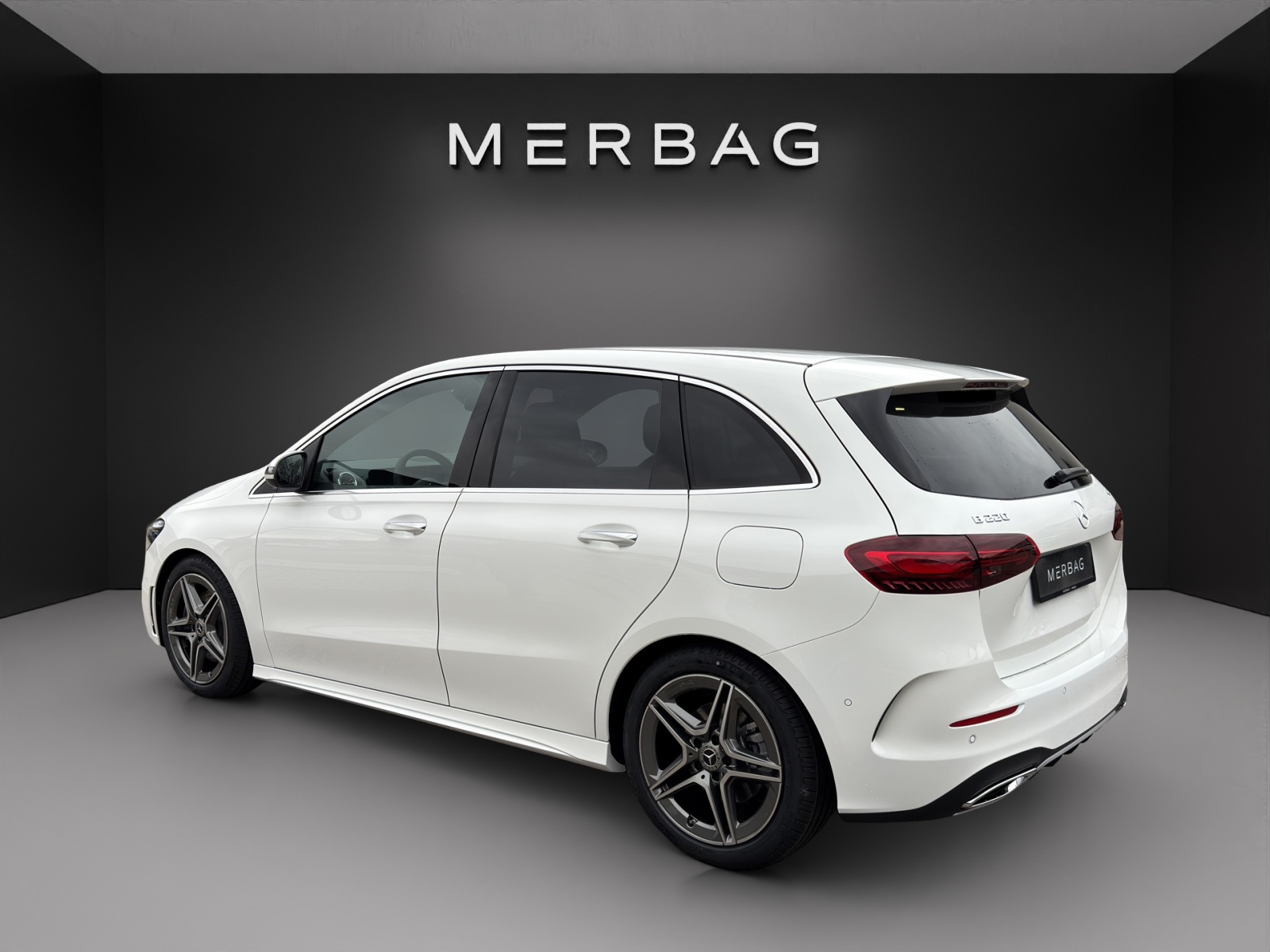 MERCEDES-BENZ B 220 4Matic 8G-DCT-image-2