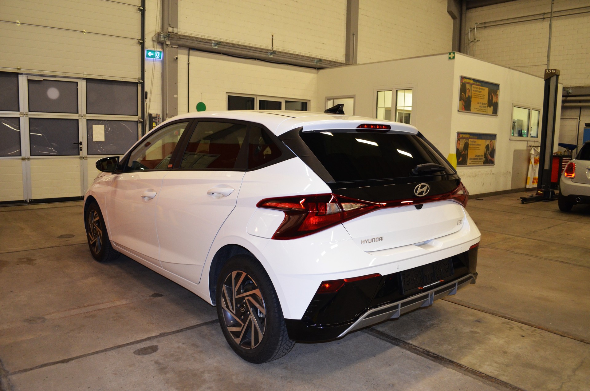 HYUNDAI i20 1.0 T-GDi Amplia DCT-image-6