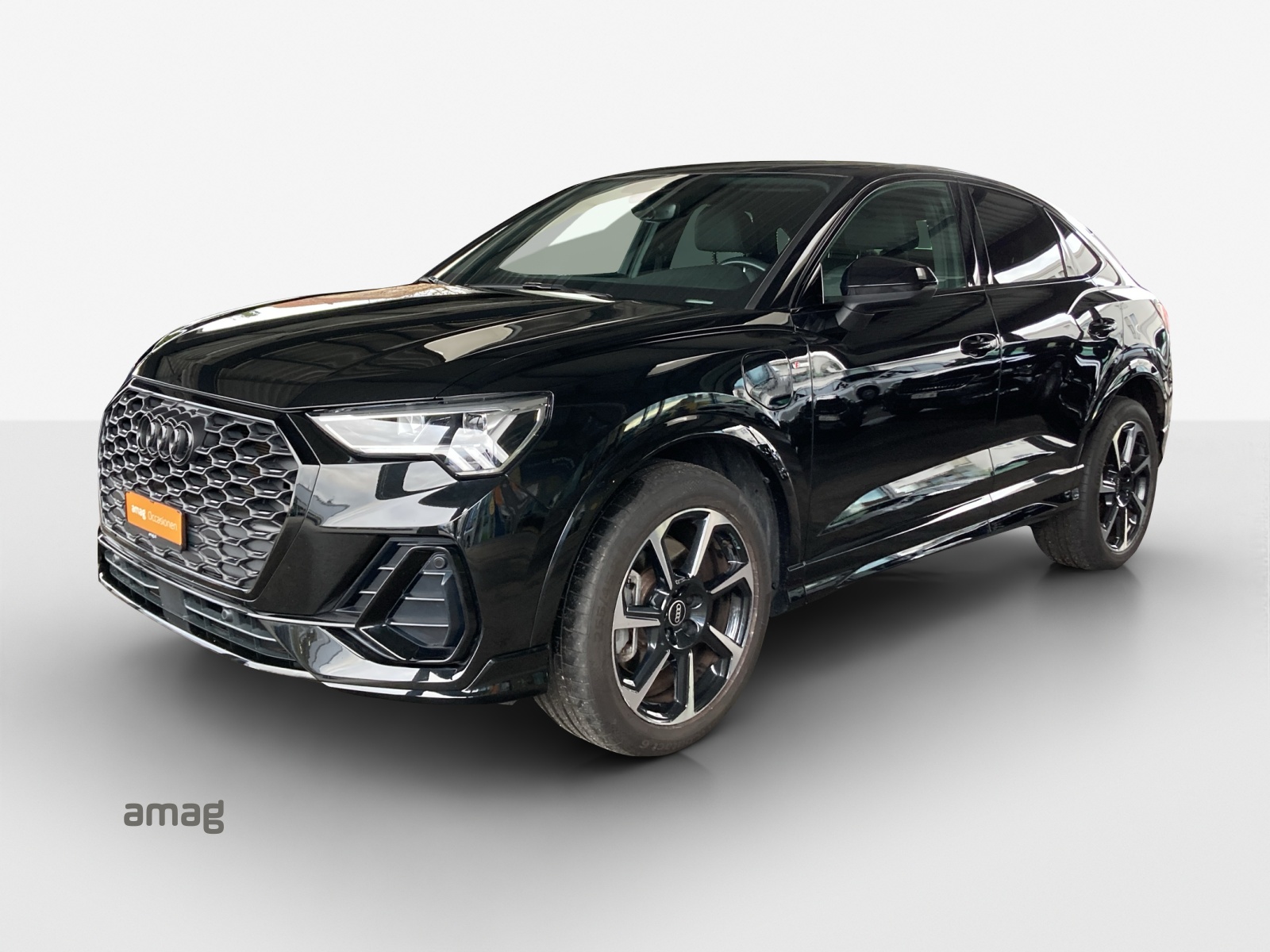 AUDI Q3 Sportback 45 TFSI e S line Attraction S-tronic