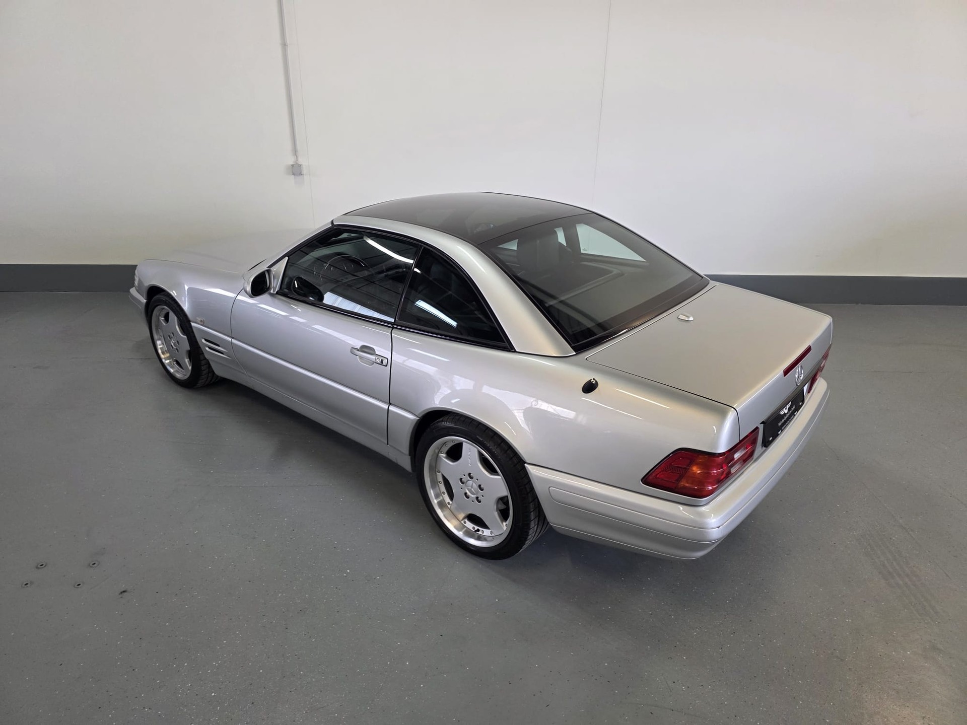 MERCEDES-BENZ SL 500 Automatic-image-13