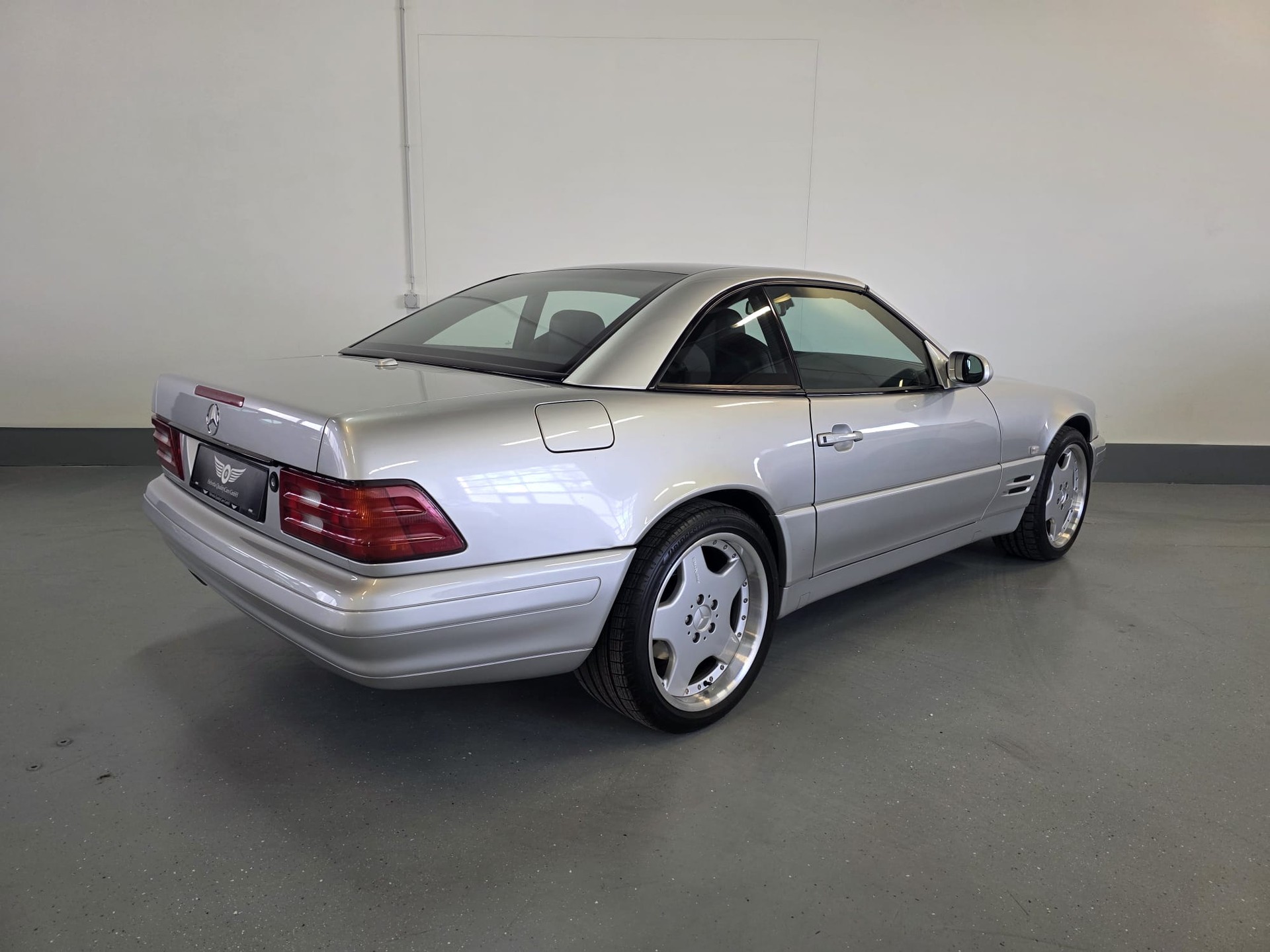 MERCEDES-BENZ SL 500 Automatic-image-19