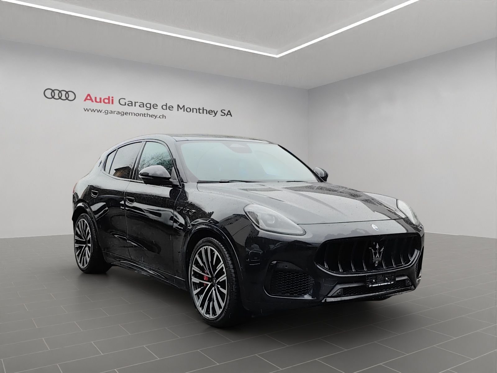 MASERATI Grecale 2.0 MHEV Modena Hybrid Automatica-image-2