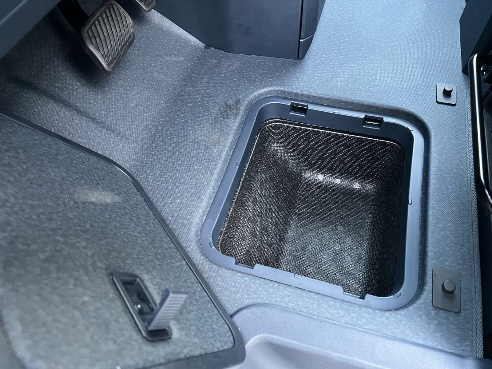 KIA PV5 Cargo 71.2 kWh Elite-image-14