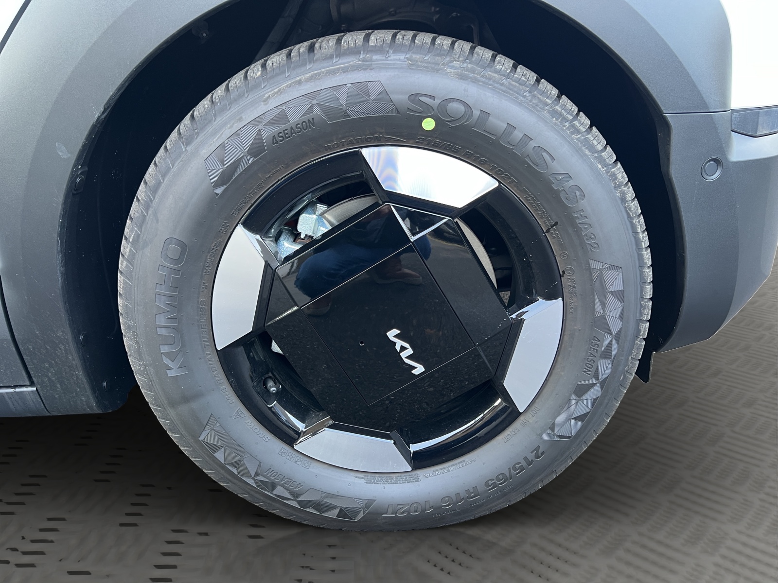 KIA PV5 Cargo 71.2 kWh Elite-image-15