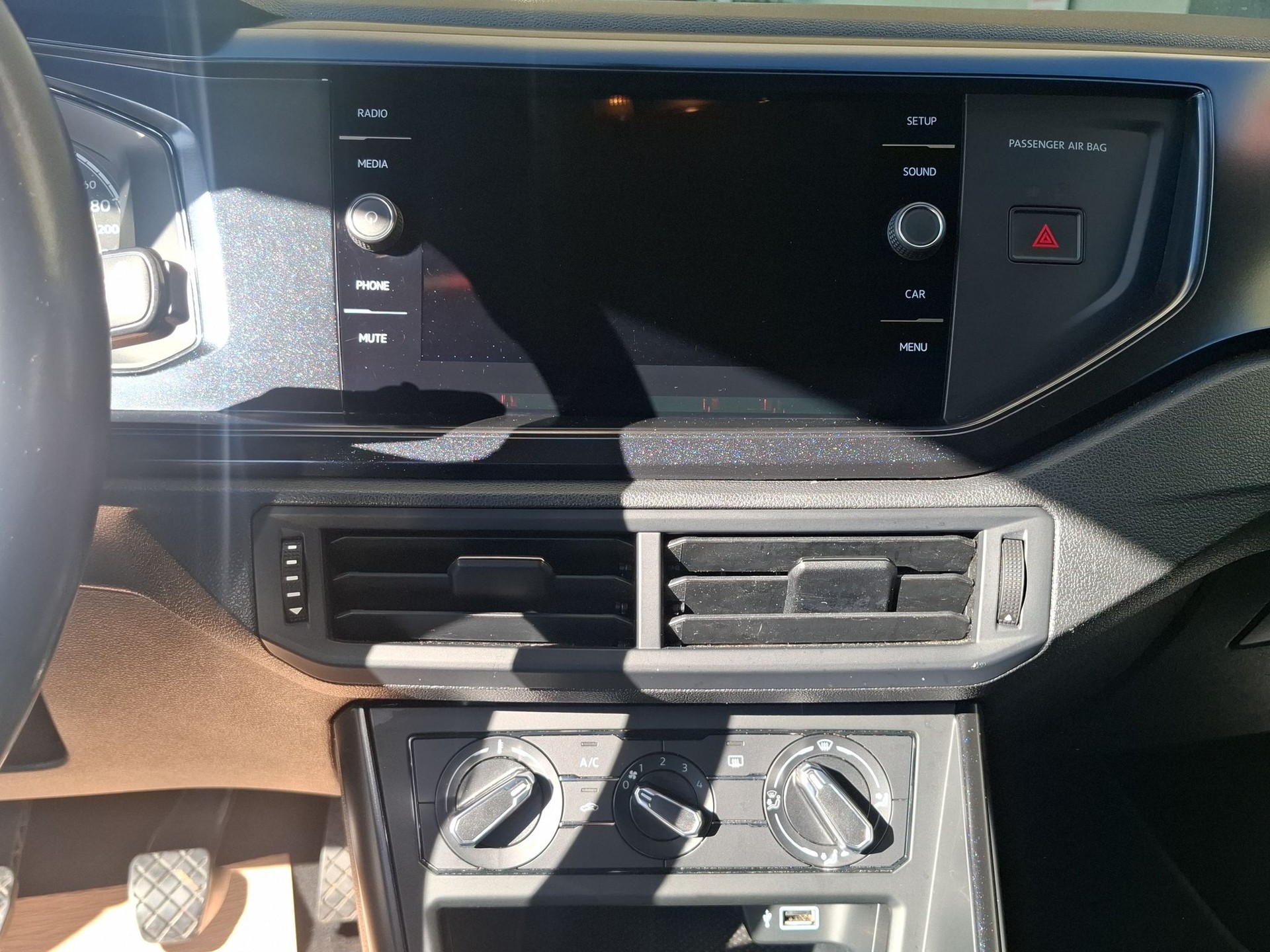 VW Polo 1.0 BMT Trendline-image-10