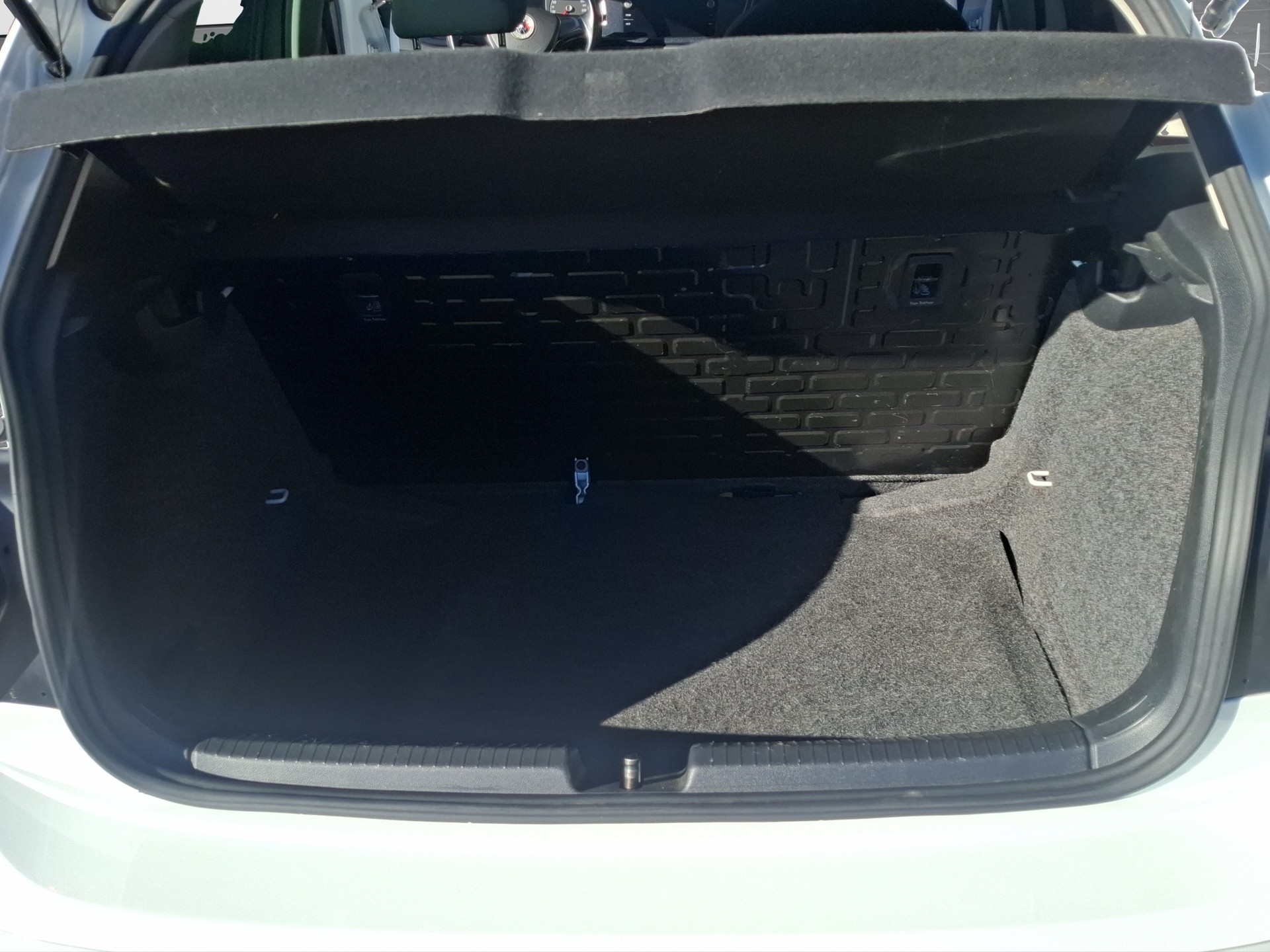 VW Polo 1.0 BMT Trendline-image-13