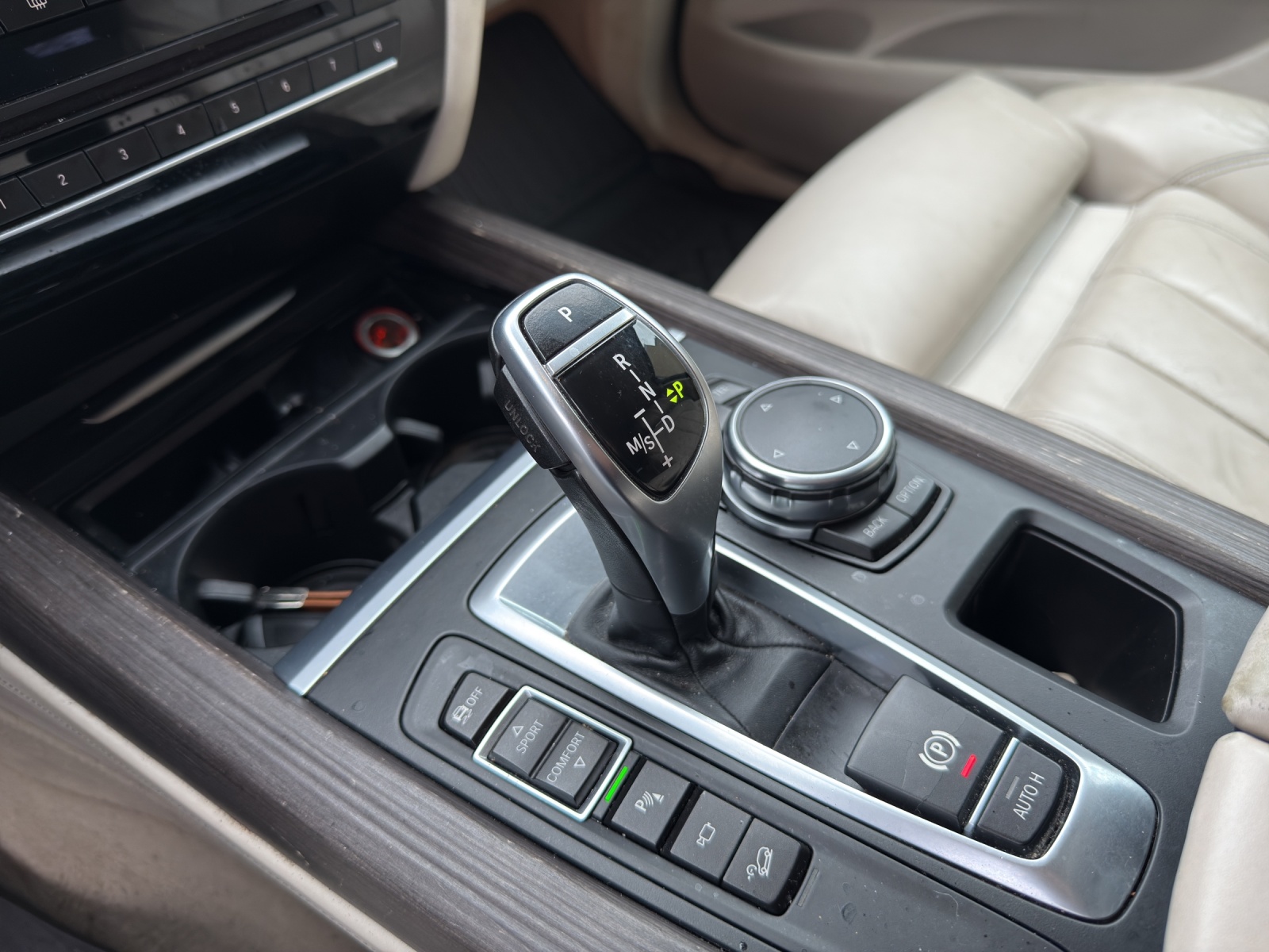 BMW X5 xDrive 40d Steptronic-image-10