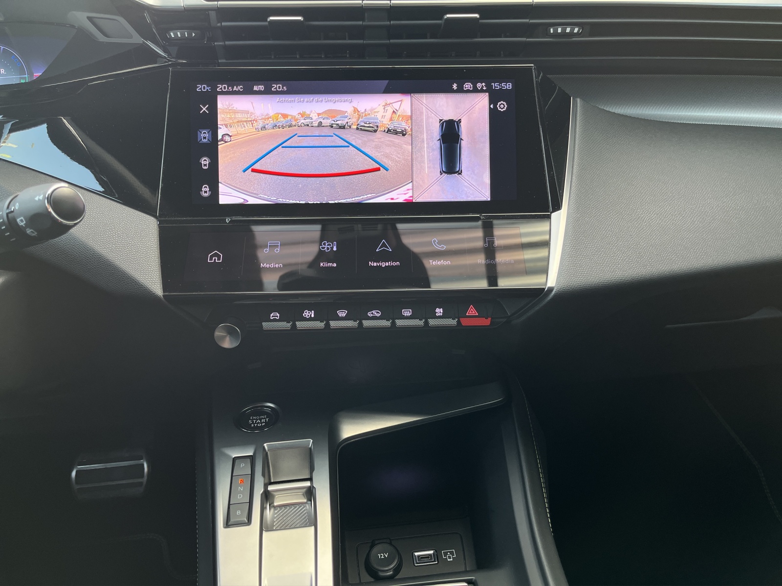 PEUGEOT 308 1.6 PHEV 180 GT-image-10