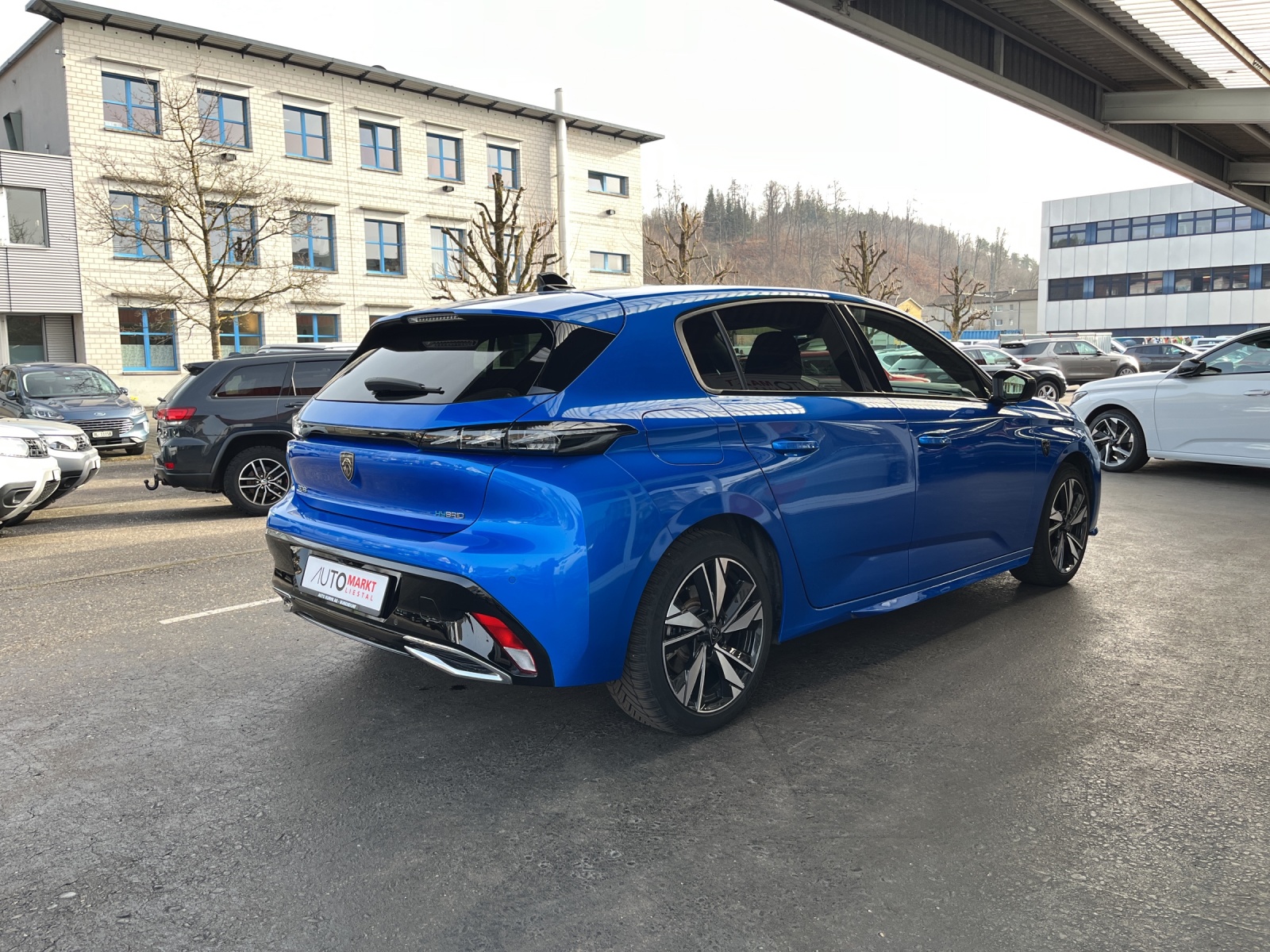 PEUGEOT 308 1.6 PHEV 180 GT-image-4