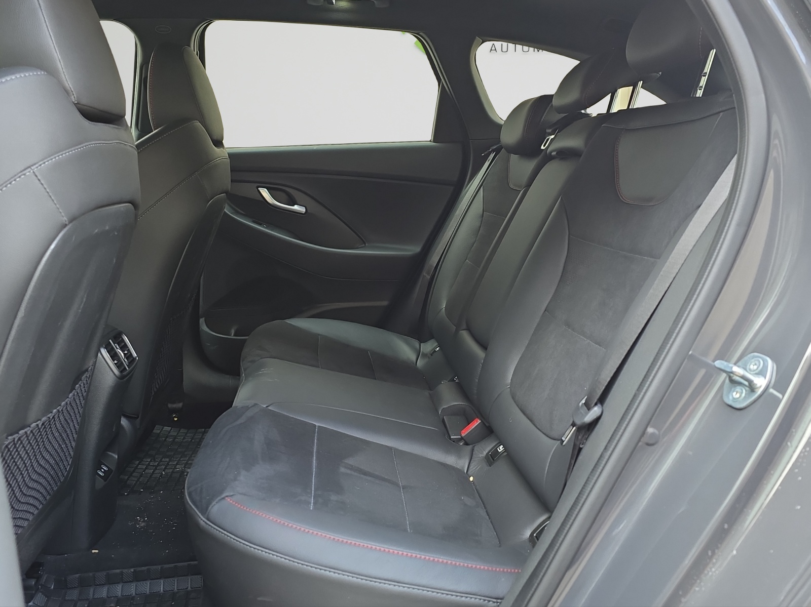 HYUNDAI i30 Wagon 1.5 T-GDi N Line 48V MH DCT-image-11