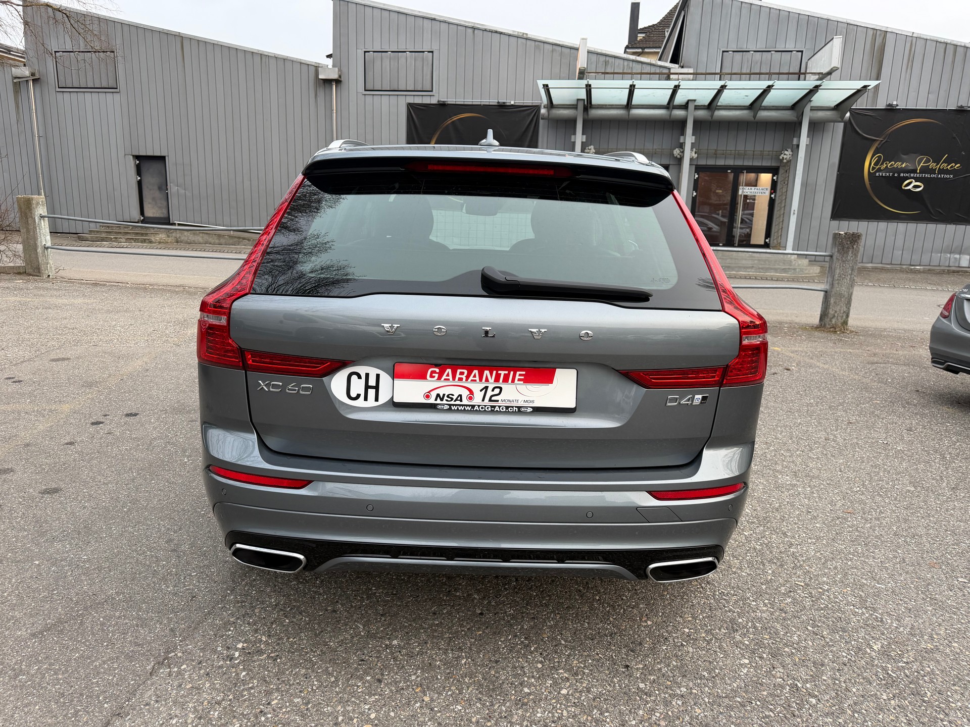 VOLVO XC60 D4 AWD R-Design Geartronic * Leder * Gr. Navi * LED * Klima-auto * PDC v&h-RF-Kamera * Tempomat * Ab MFK 01.2025-image-13