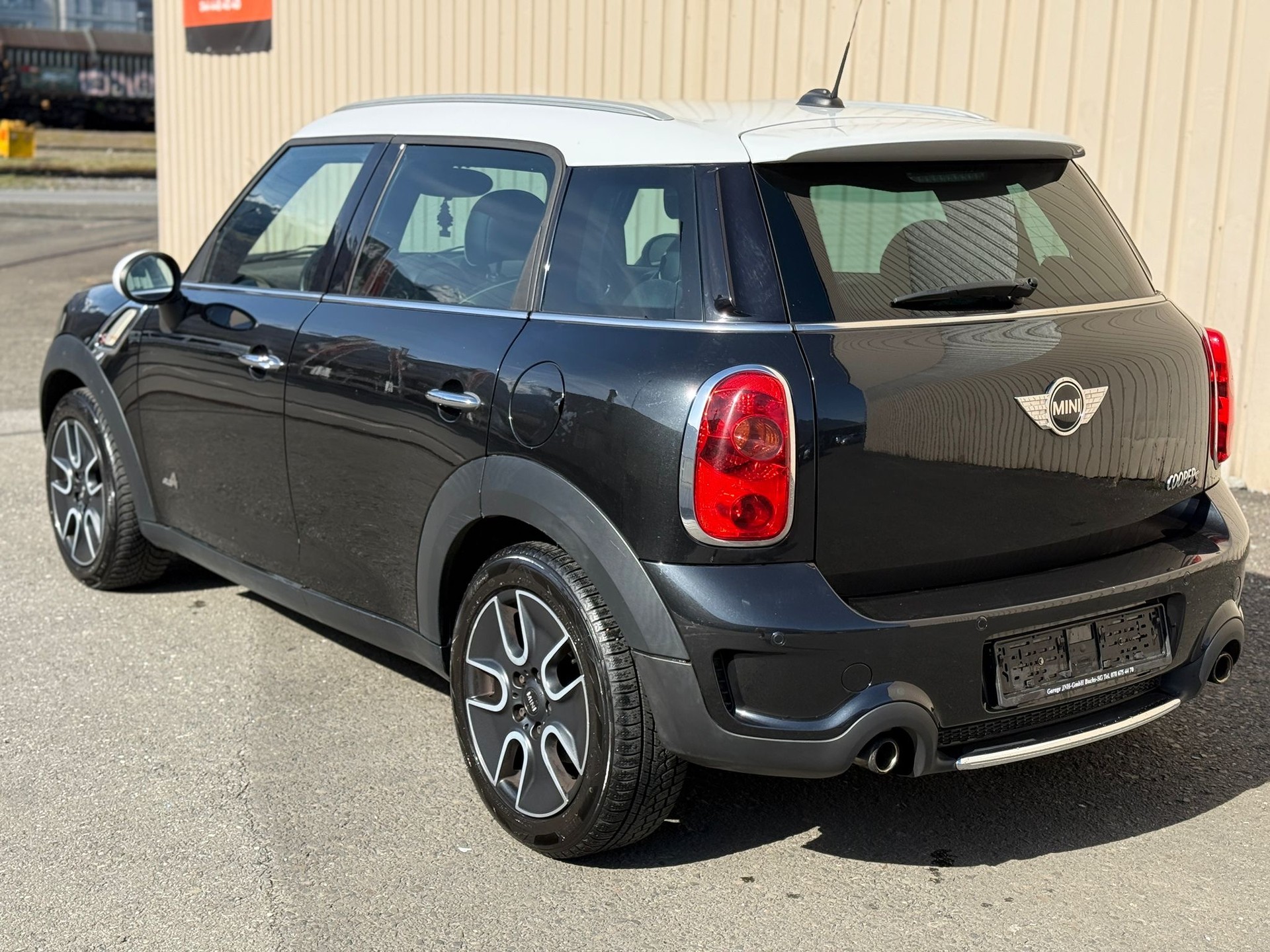 MINI Countryman Cooper S ALL4-image-4