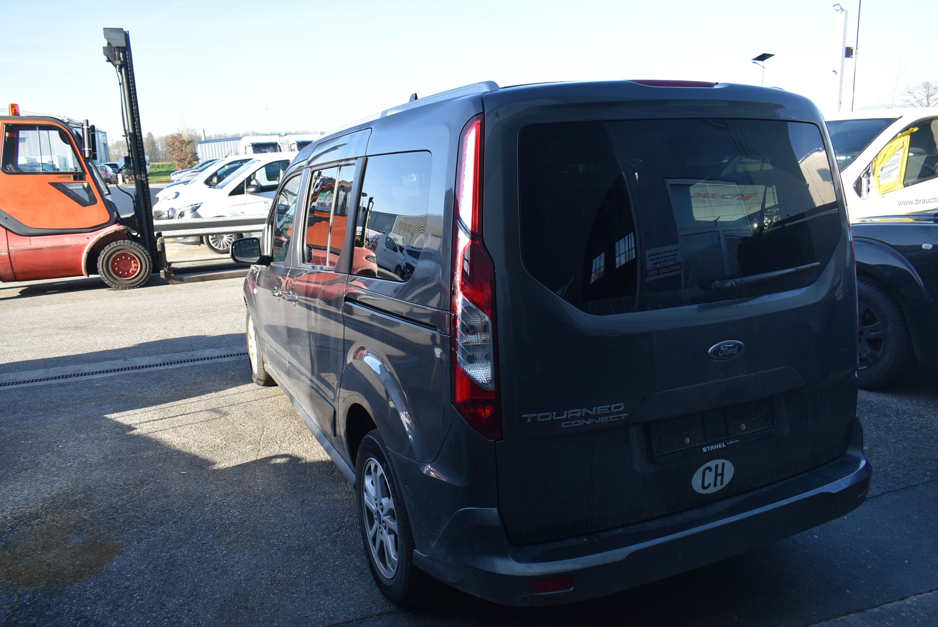 FORD Grand Tourneo Connect 1.5 EcoBlue Active Automat-image-6