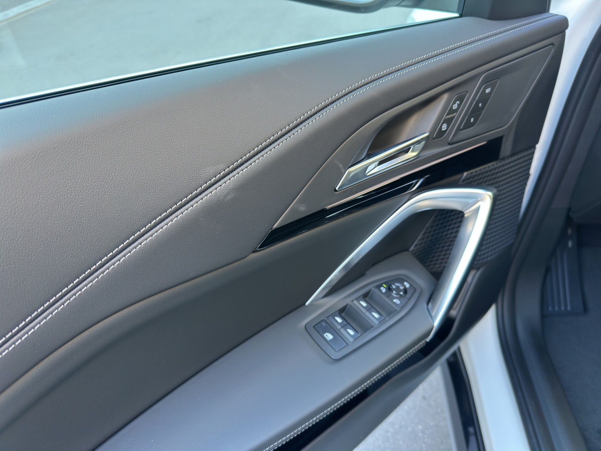 BMW X1 sDrive 18d xLine-image-10