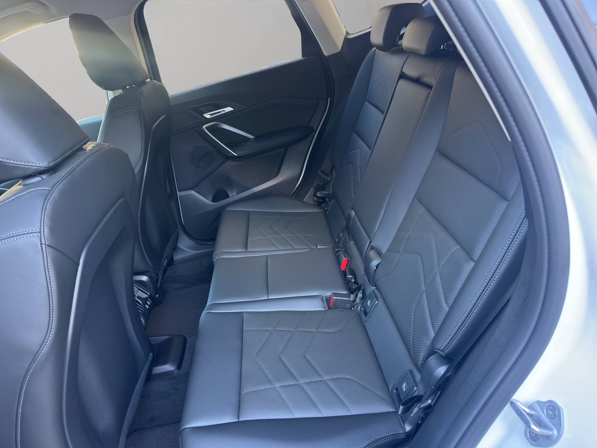 BMW X1 sDrive 18d xLine-image-17