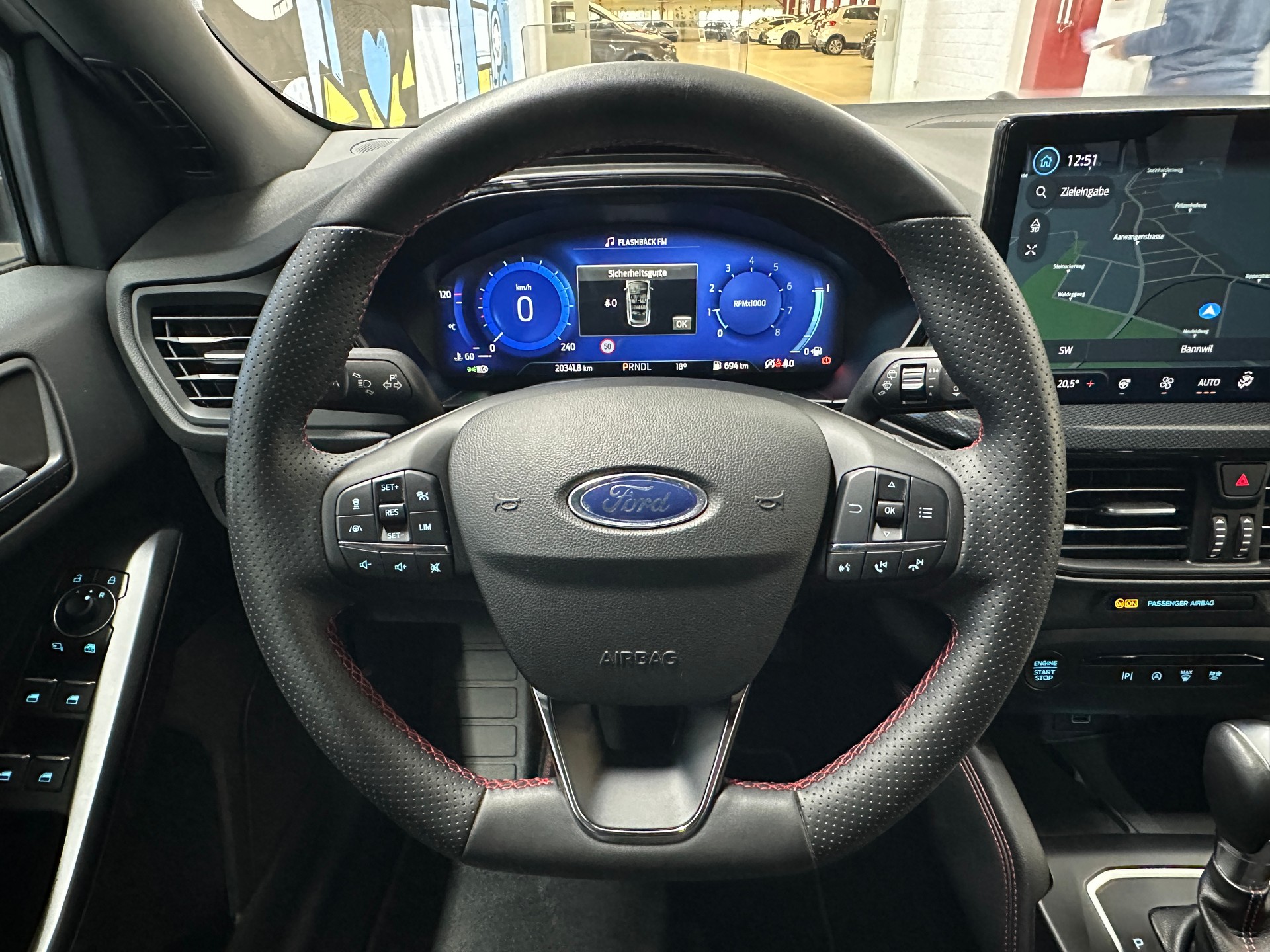 FORD Focus 1.0 MHEV ST-Line X Automat-image-10