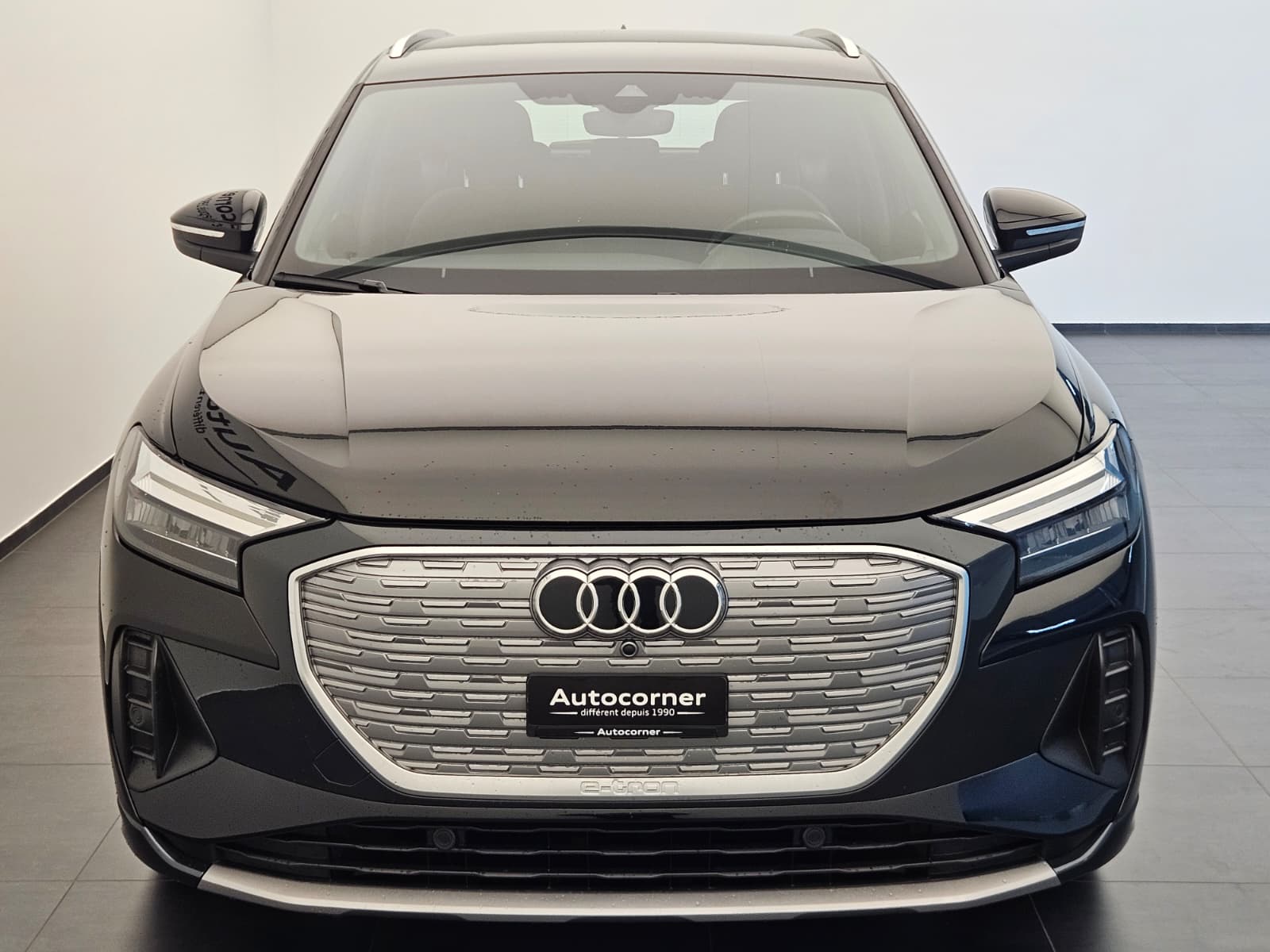 AUDI Q4 e-tron 50 quattro-image-3