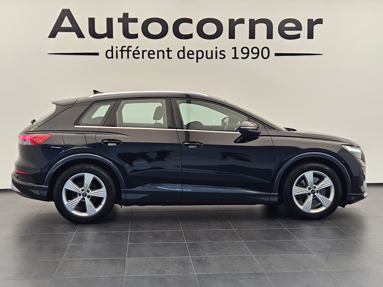 AUDI Q4 e-tron 50 quattro-image-5