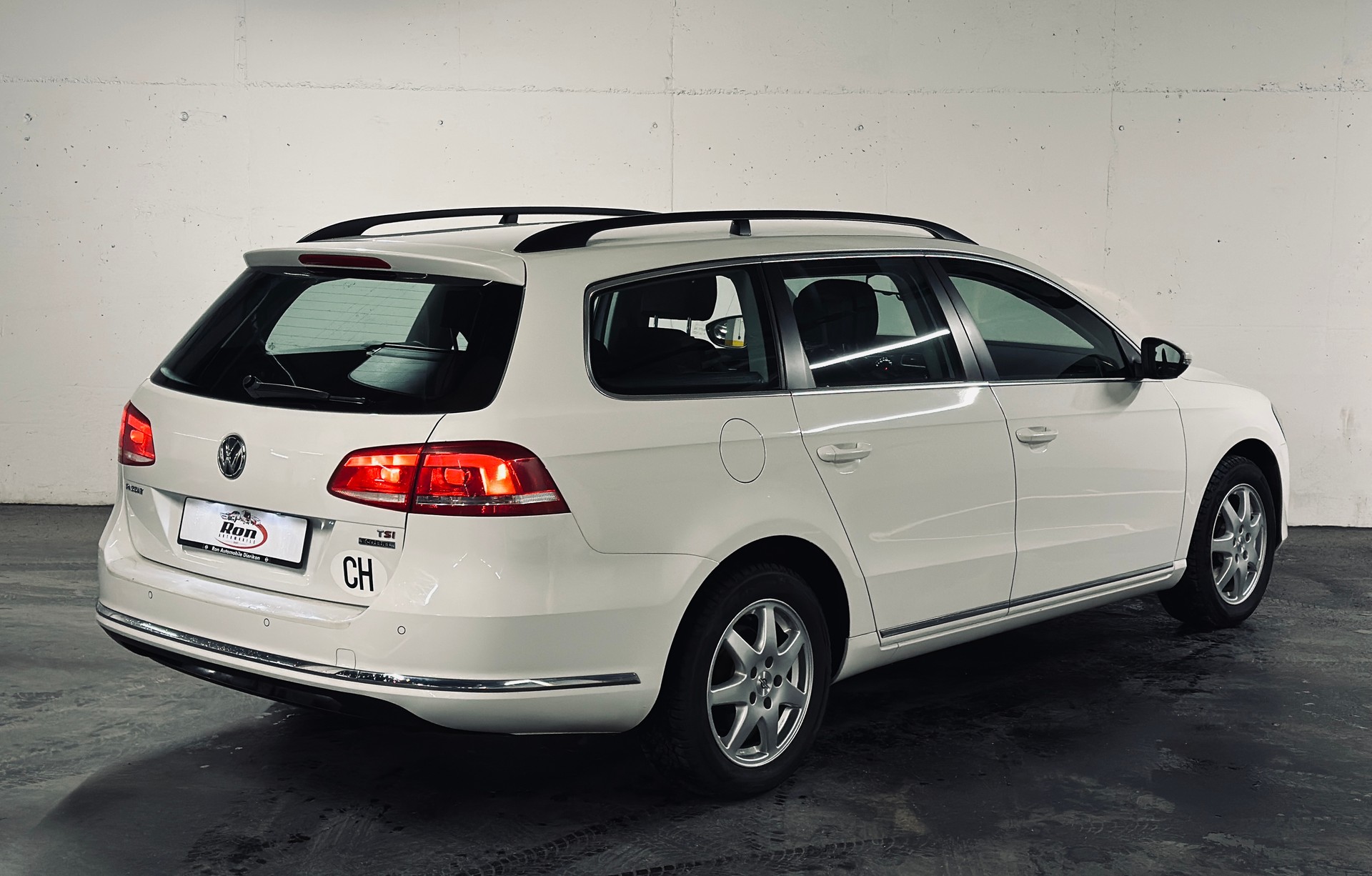 VW Passat Variant 1.4 EcoFuel Comfortline-image-4