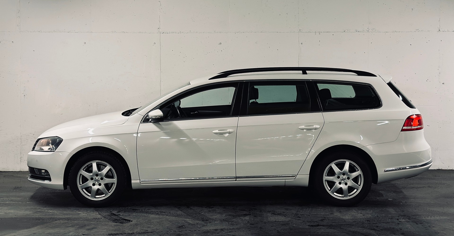 VW Passat Variant 1.4 EcoFuel Comfortline-image-2