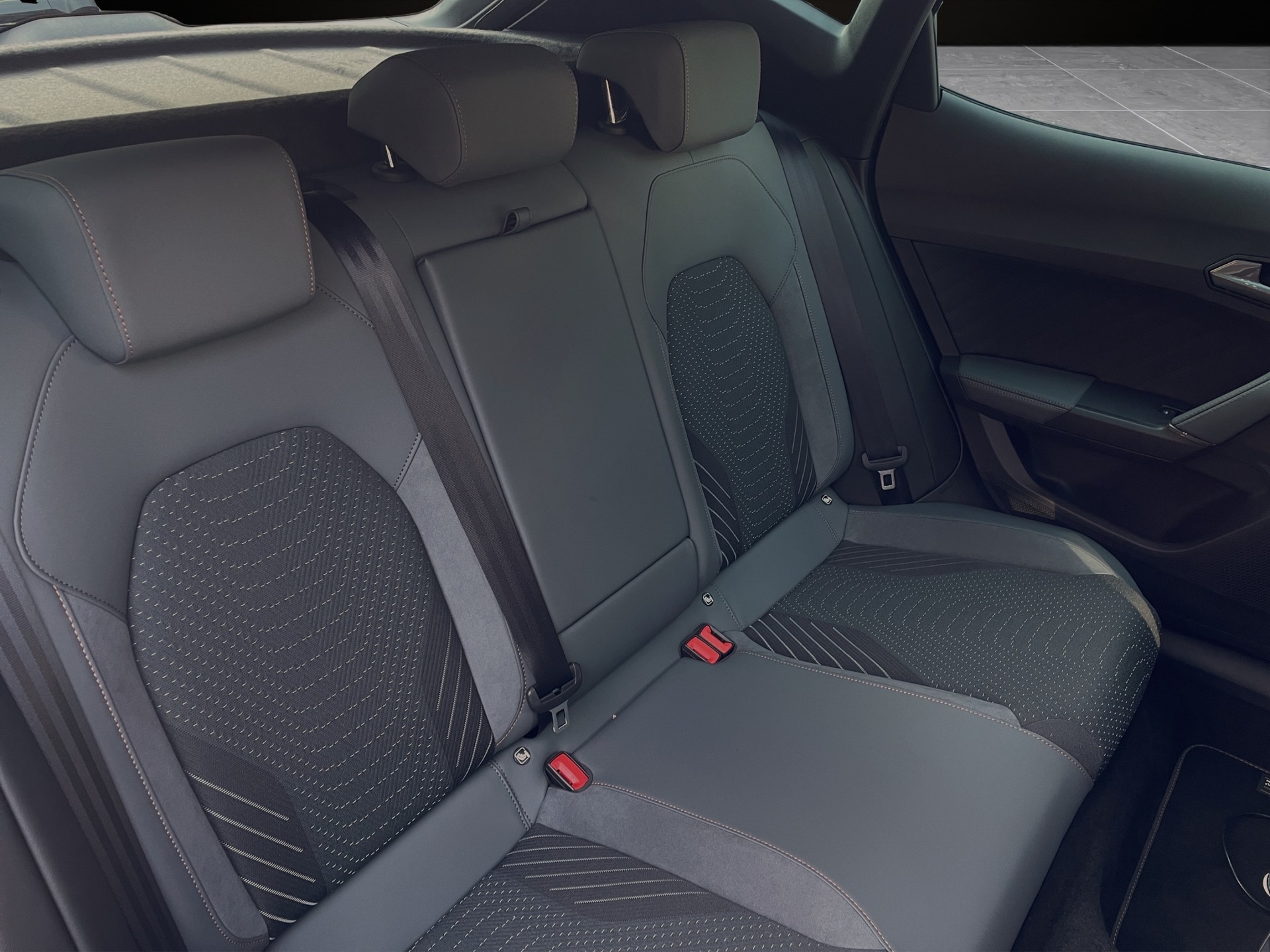 CUPRA Formentor 2.5TSI VZ5 Prime Edition 4Drive DSG-image-17