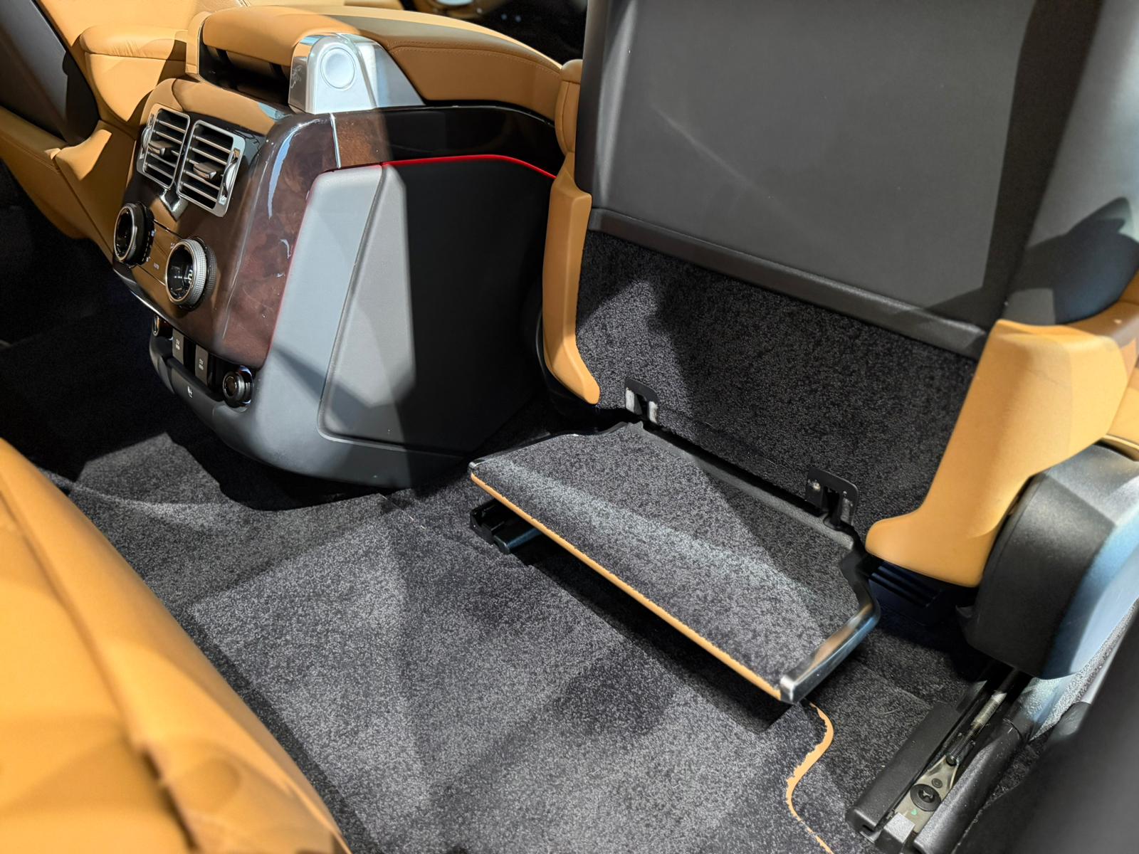 LAND ROVER Range Rover 5.0 V8 S/C AB Automatic Autobiography-image-11