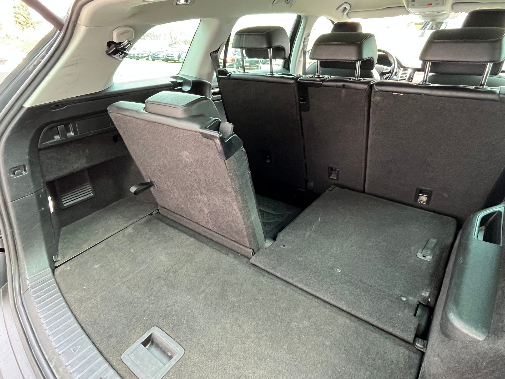 SKODA Kodiaq 2.0 TDI CR Style 4x4 DSG+++7-PLÄTZER+++-image-10