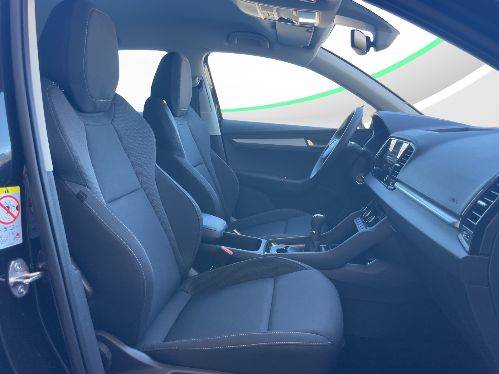 SKODA Karoq 1.5 TSI Selection-image-12