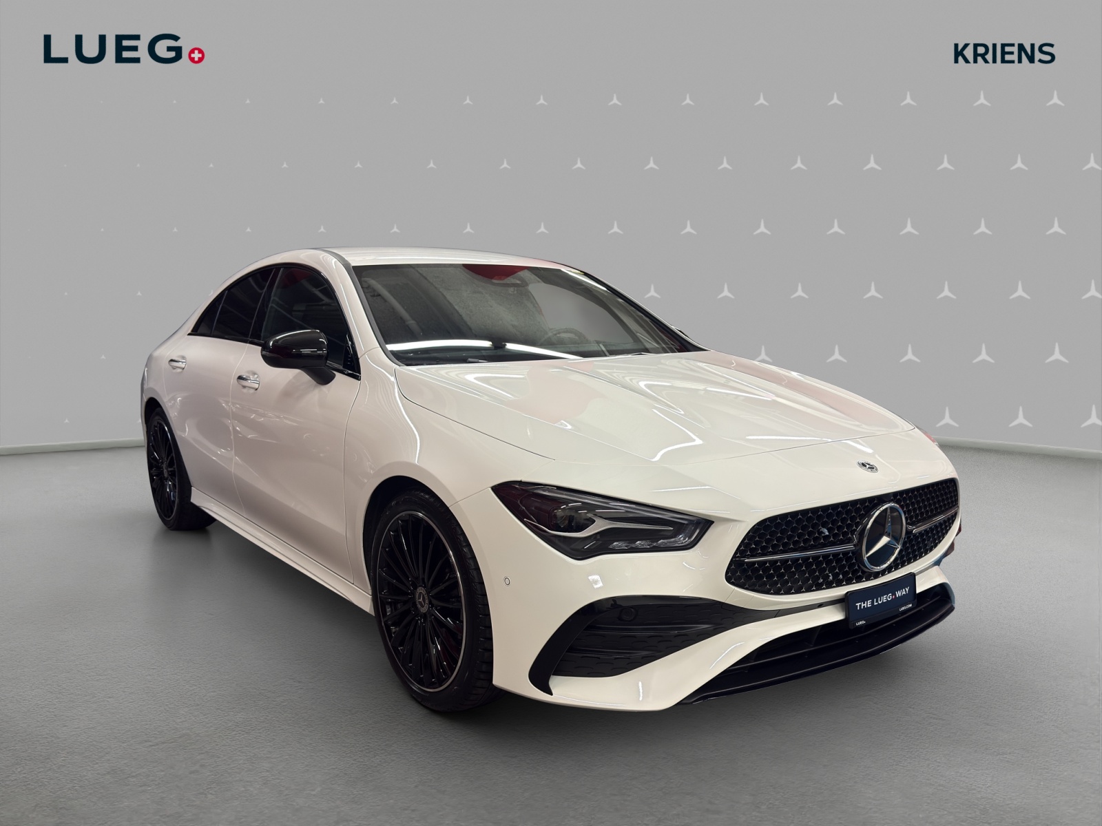 MERCEDES-BENZ CLA 220 4M - AMG / Rückfahrkamera / Ambiente-Licht-image-4