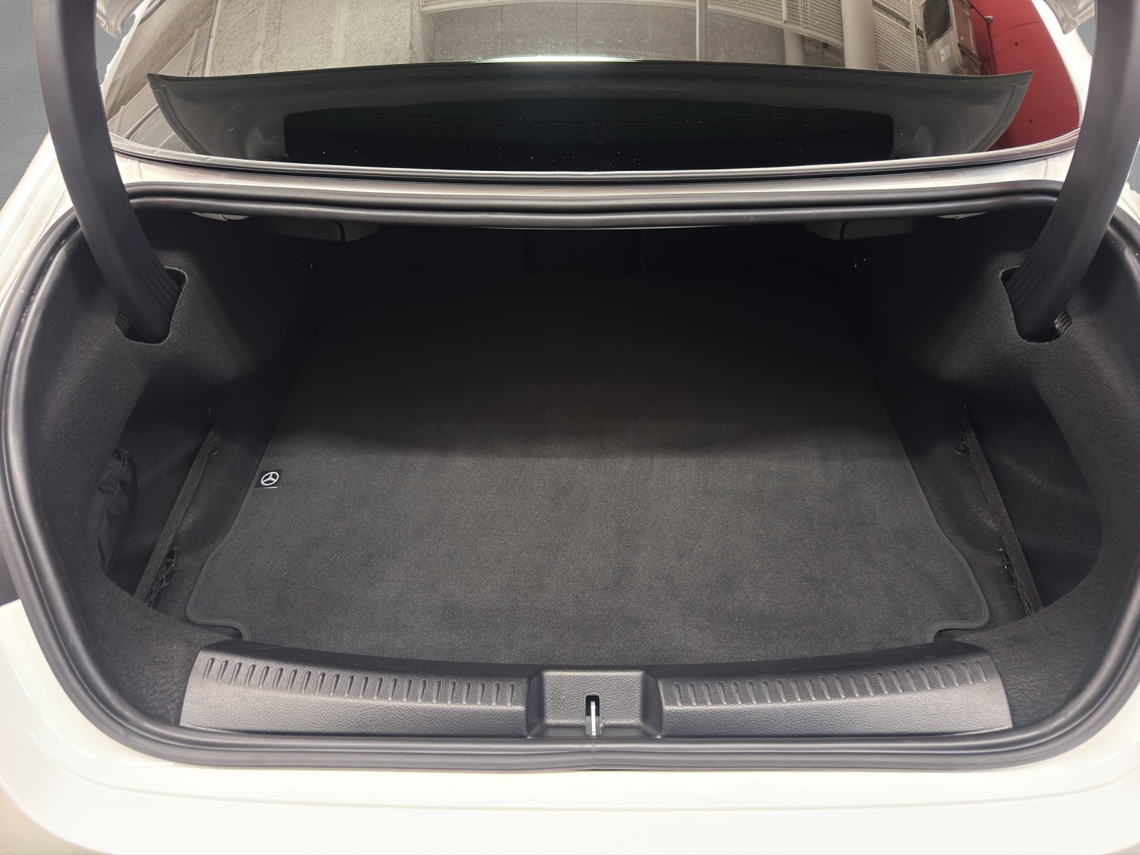 MERCEDES-BENZ CLA 220 4M - AMG / Rückfahrkamera / Ambiente-Licht-image-14