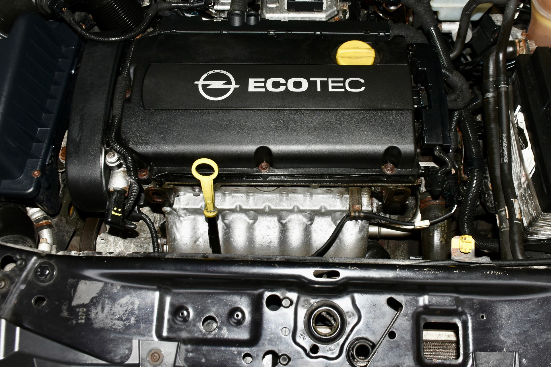 OPEL Zafira 1.6i 16V TP Anniversary Edition-image-19
