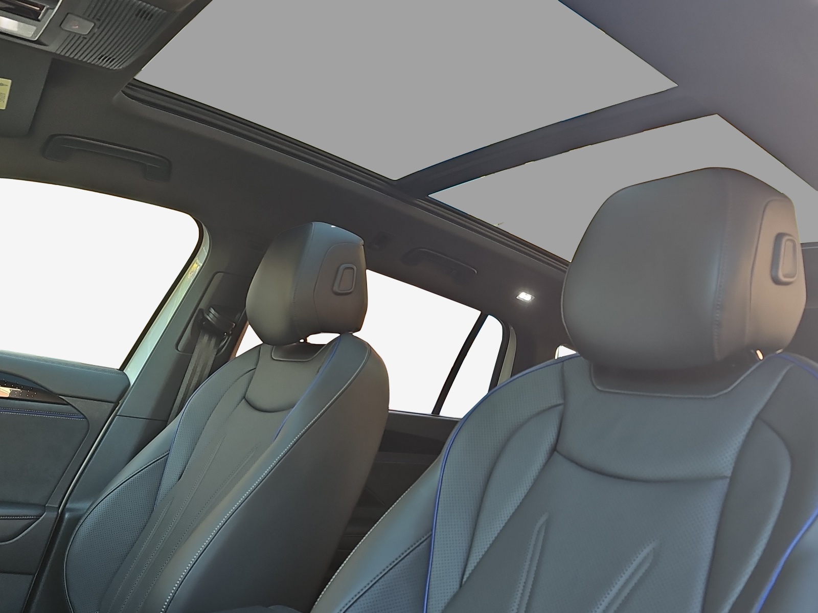 VW Tayron 1.5 TSI evo2 eHybrid R-Line DSG-image-14