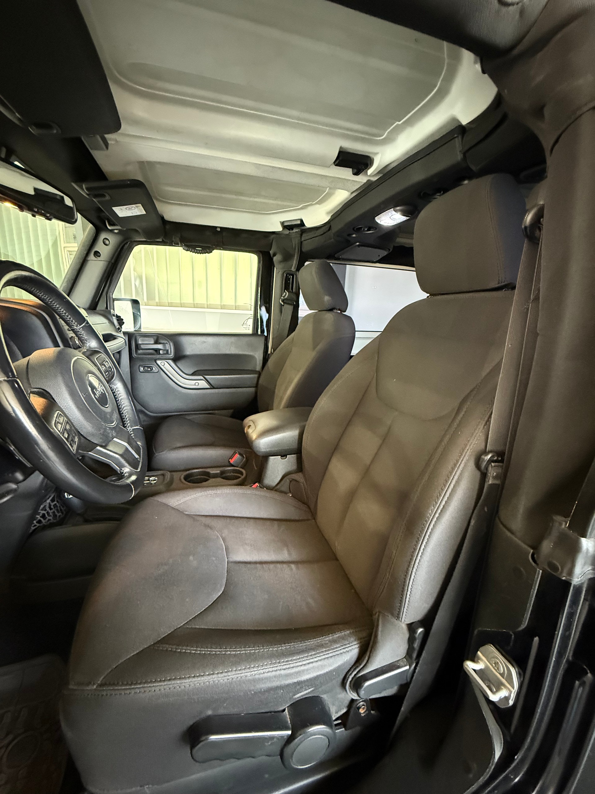 JEEP Wrangler 2.8 CRD Freedom Automatic Hardtop und Softtop-image-6