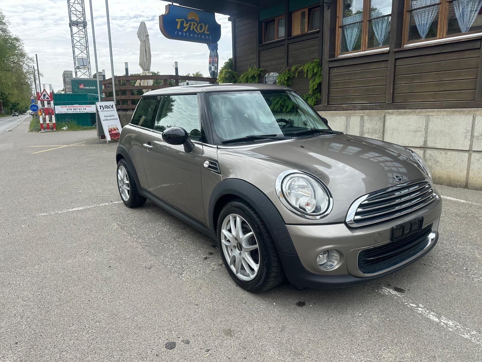 MINI One-image-0