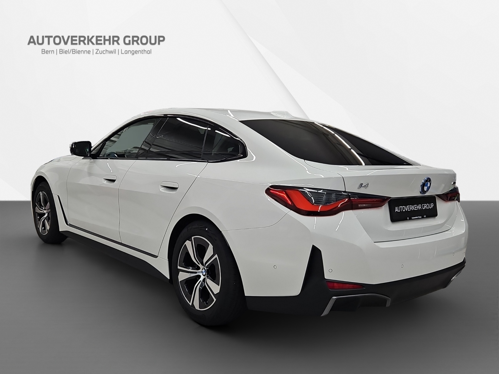 BMW i4 eDrive 40-image-4