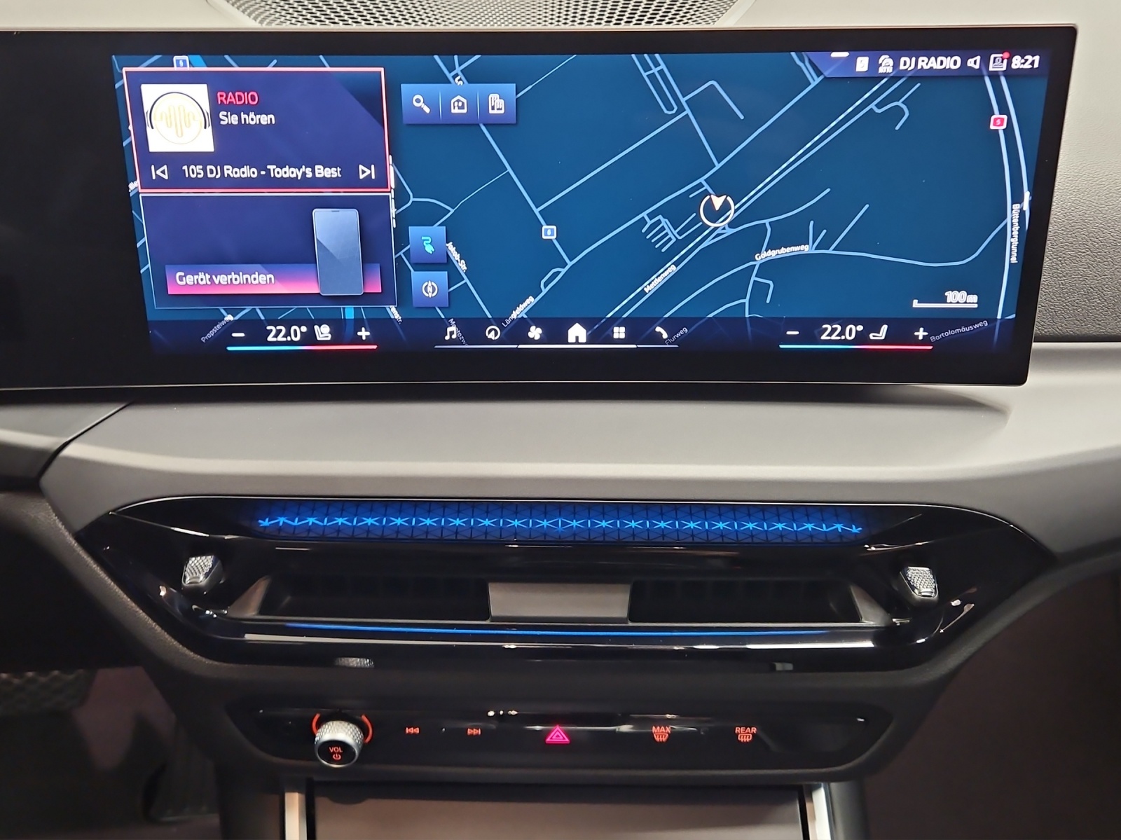 BMW i4 eDrive 40-image-13