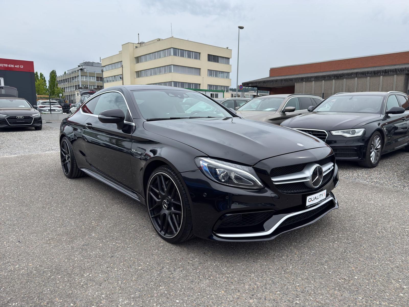 MERCEDES-BENZ C 63 AMG Coupé-image-1