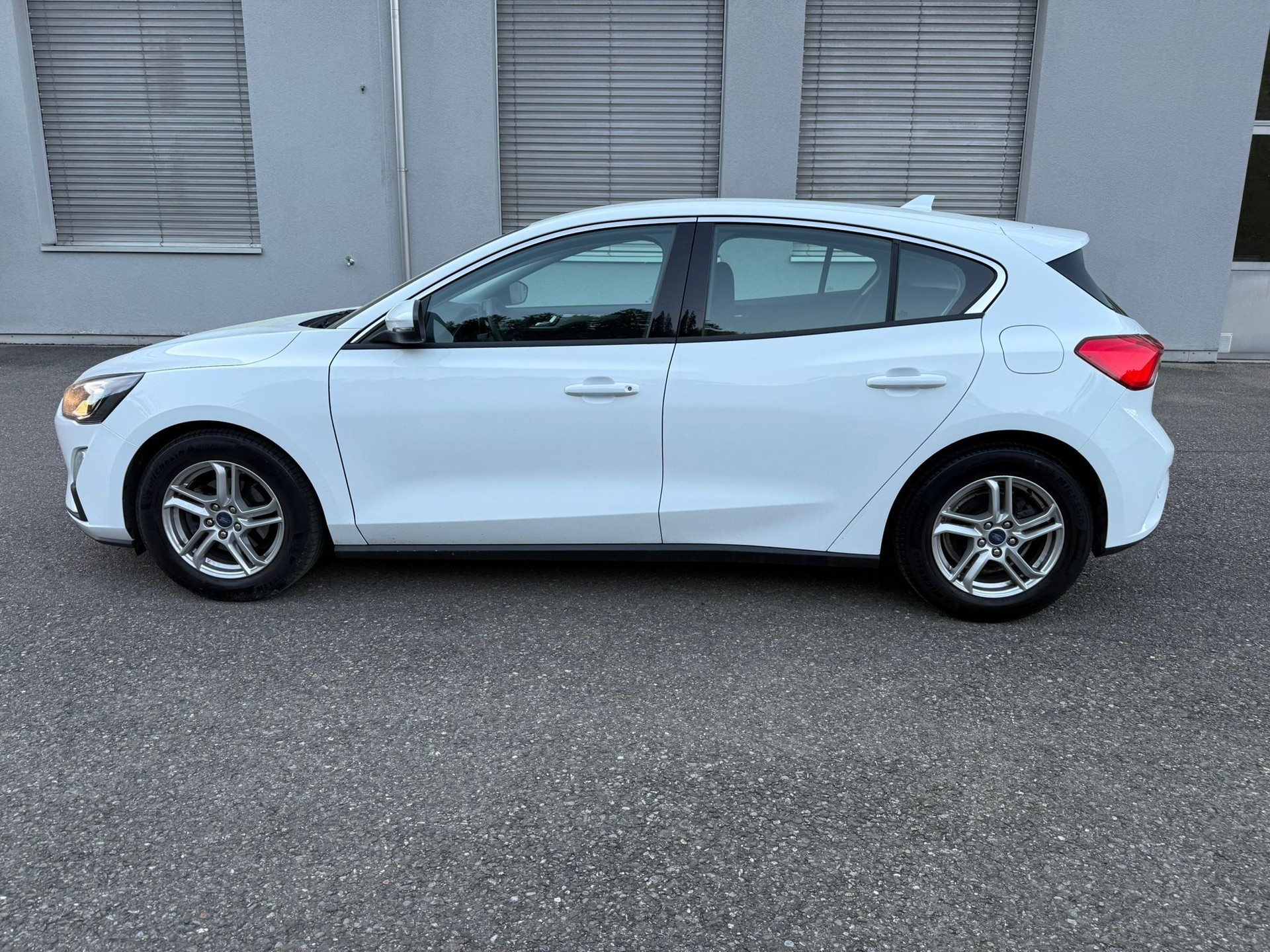 FORD Focus 1.0 SCTi Trend+-image-1