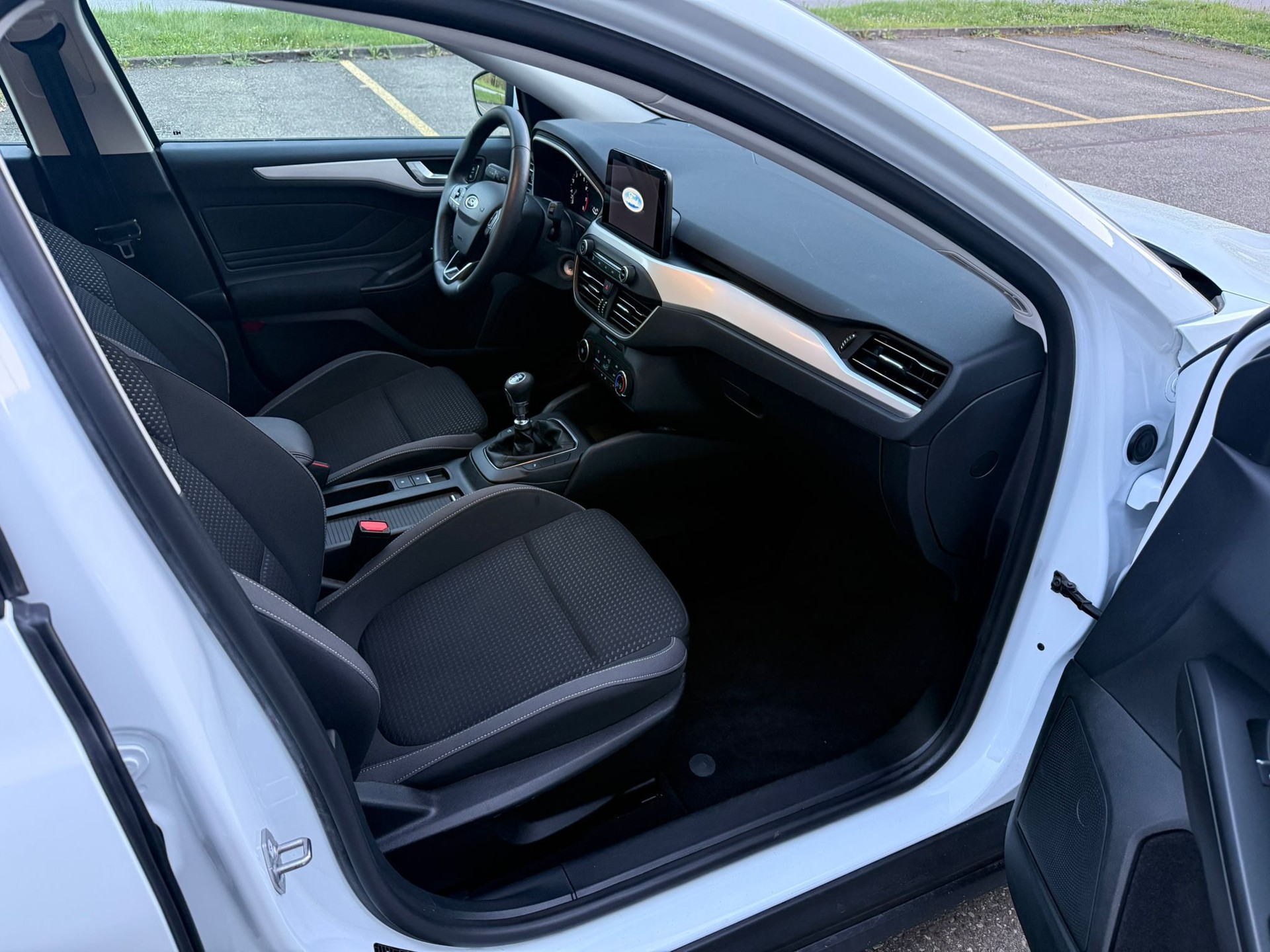 FORD Focus 1.0 SCTi Trend+-image-5