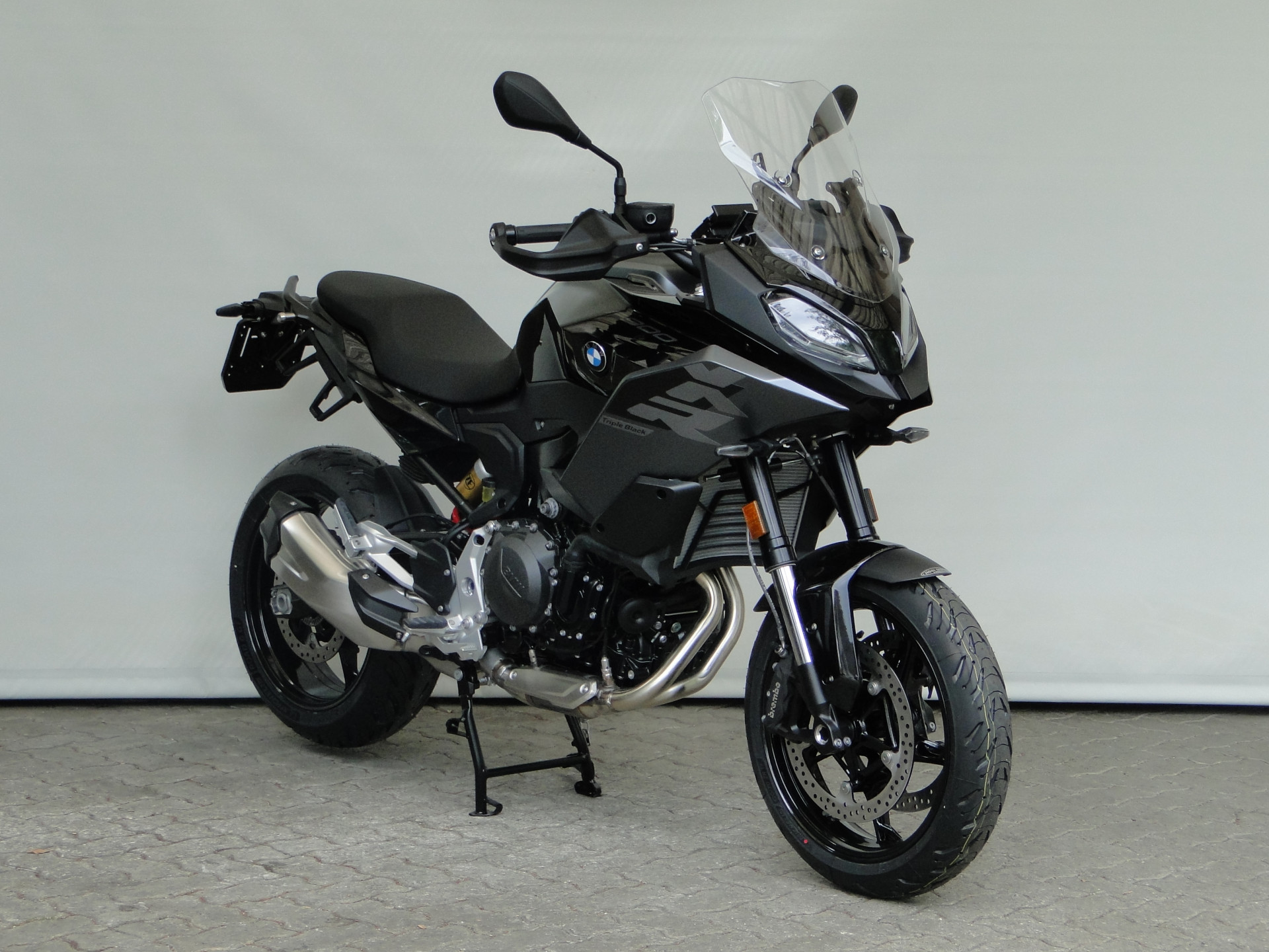 BMW F 900 XR A2 5 Jahre Garantie-showroom-element-2