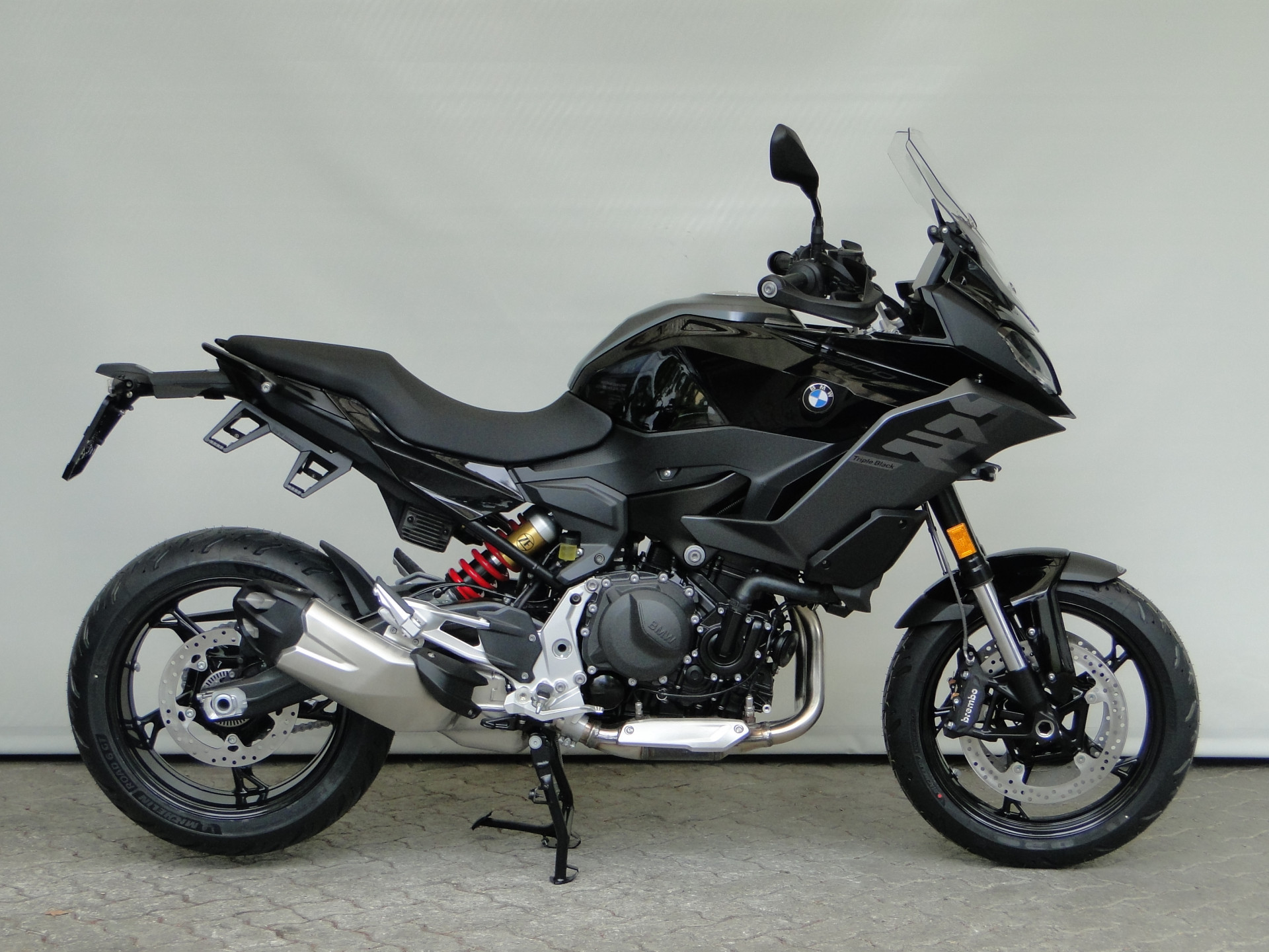 BMW F 900 XR A2 5 Jahre Garantie-showroom-element-1